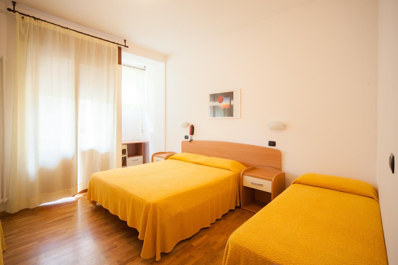 Hotel Ulisse Carpegna Buitenkant foto