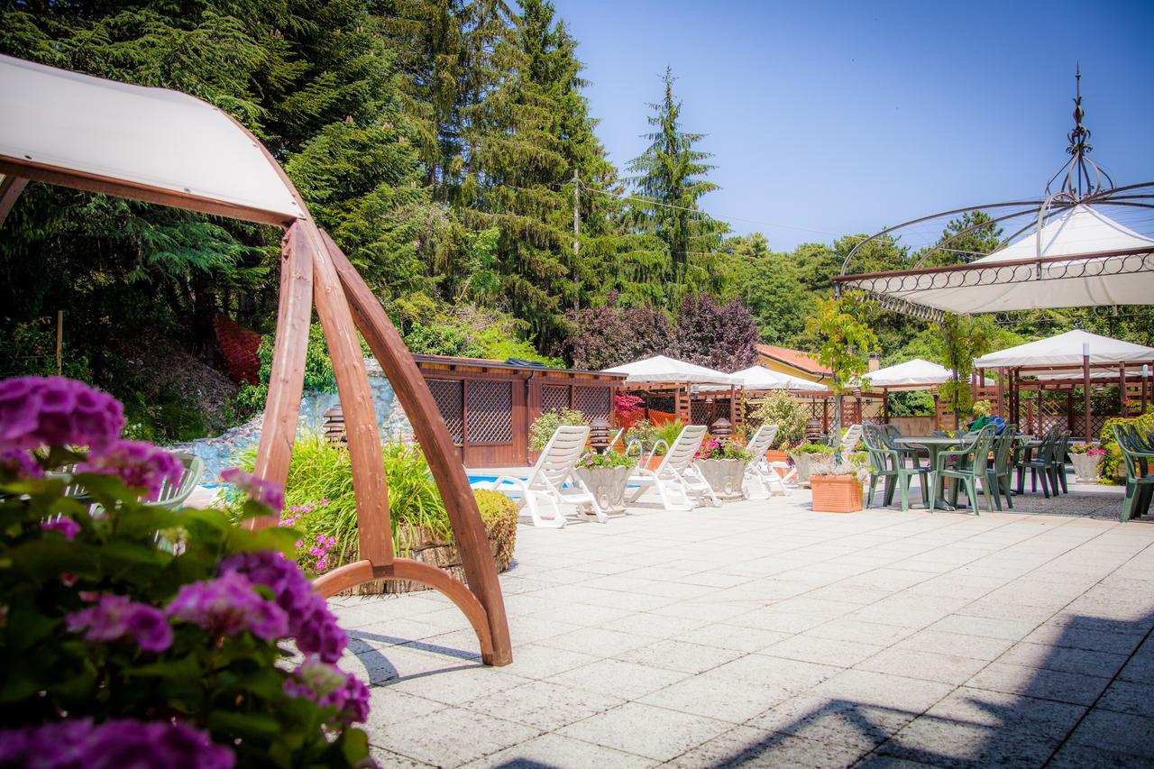 Hotel Ulisse Carpegna Buitenkant foto