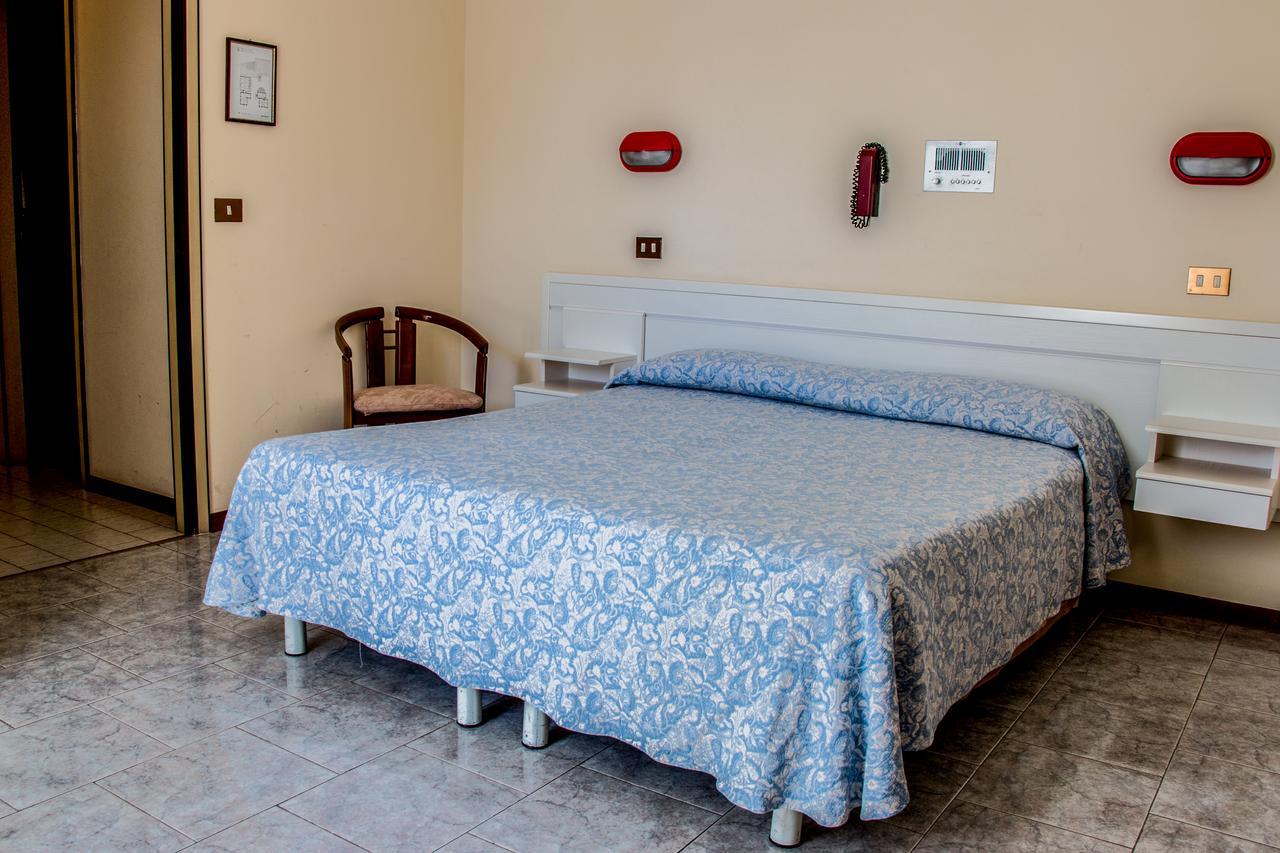 Hotel Ulisse Carpegna Buitenkant foto